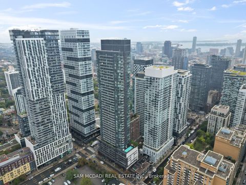 159 Dundas Street E 1906 Toronto ON M5B 0A9