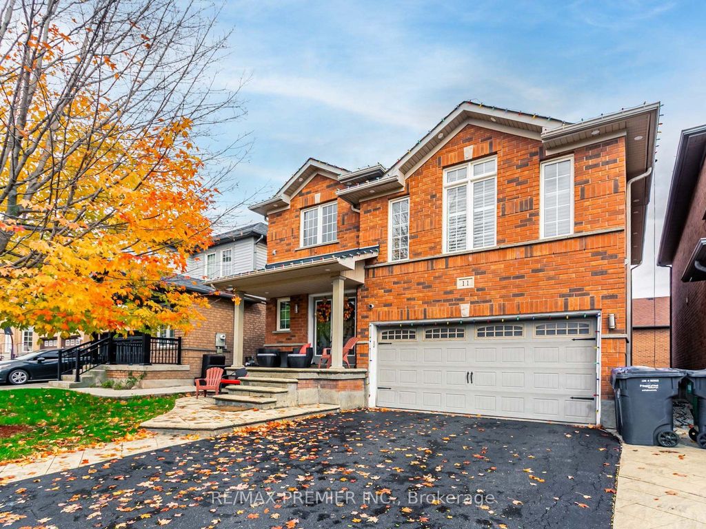 Photo of 11 Four Seasons Circle, Brampton, ON L7A 2A8 (MLS # W12657800)