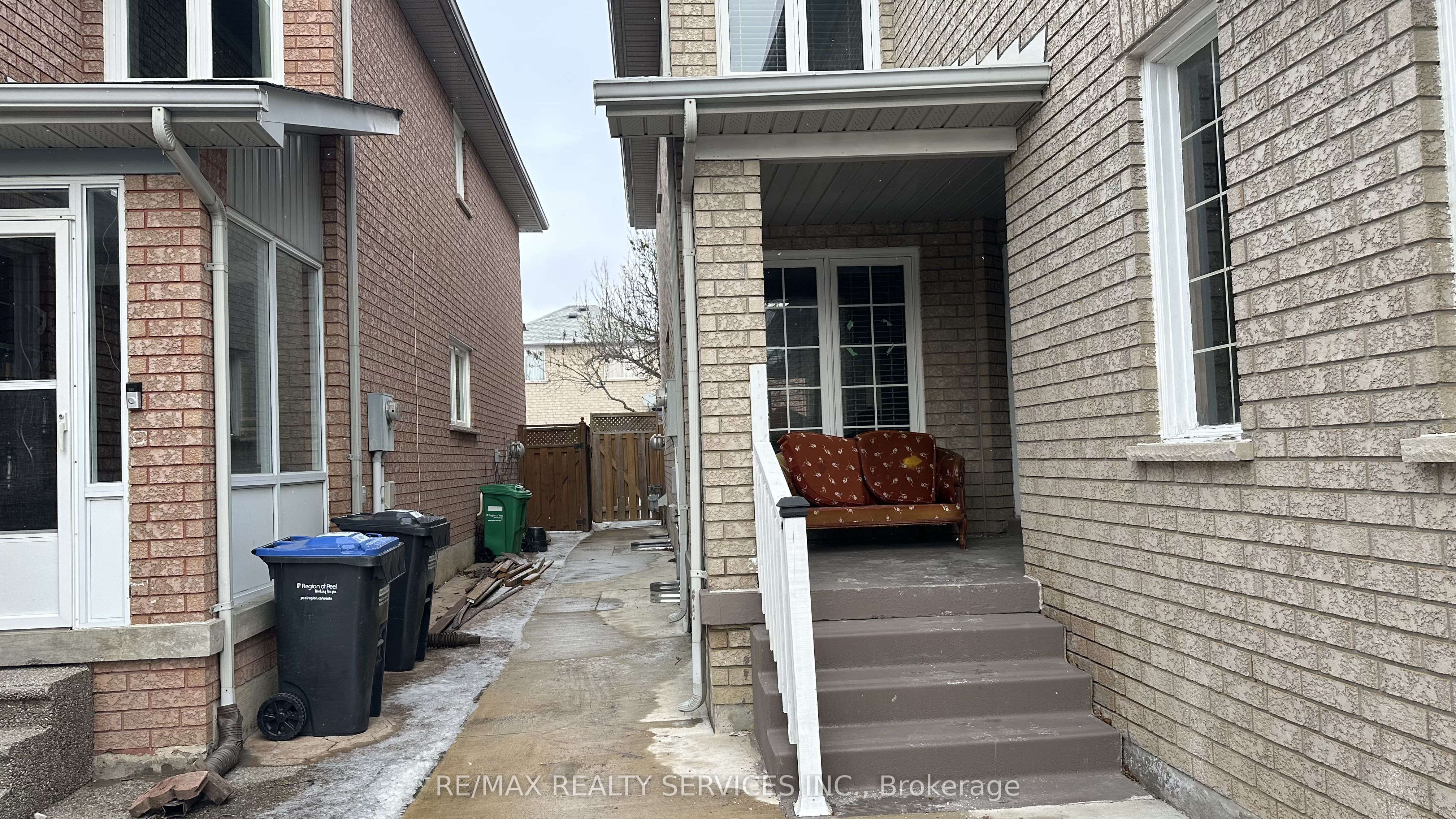 33 Dovesong Drive Basement