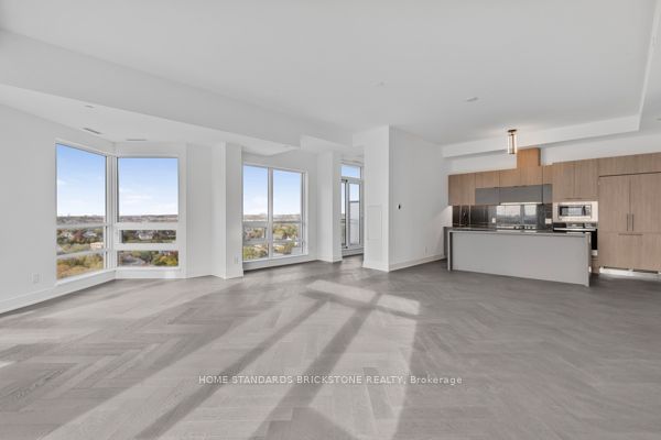 8888 Yonge Street 1301