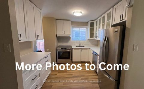 1370 Roylen Road Oakville ON L6H 1V4