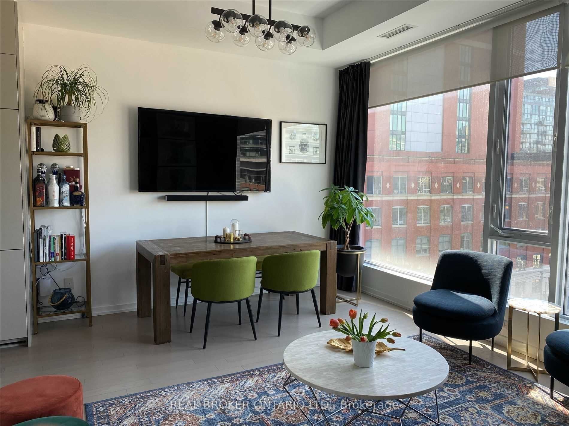 101 Peter Street W 515