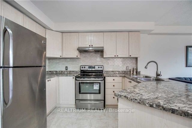 Upper - 548 Garden Walk
