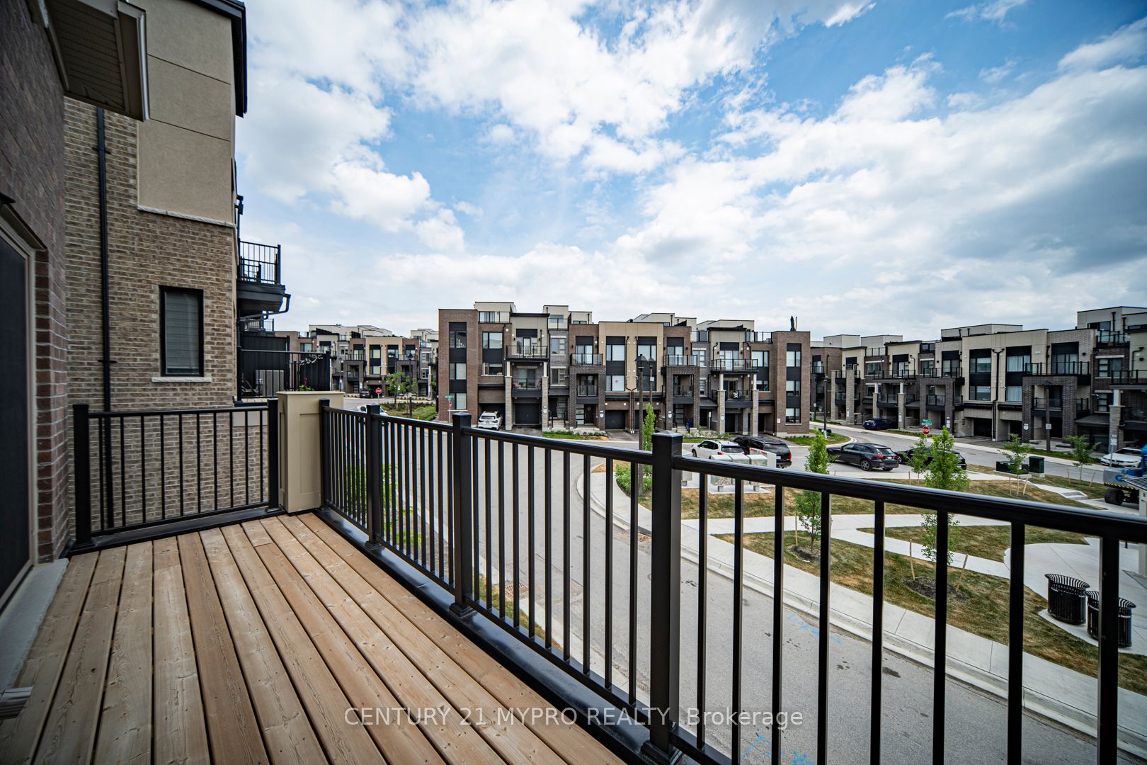 125 Yorkton Boulevard