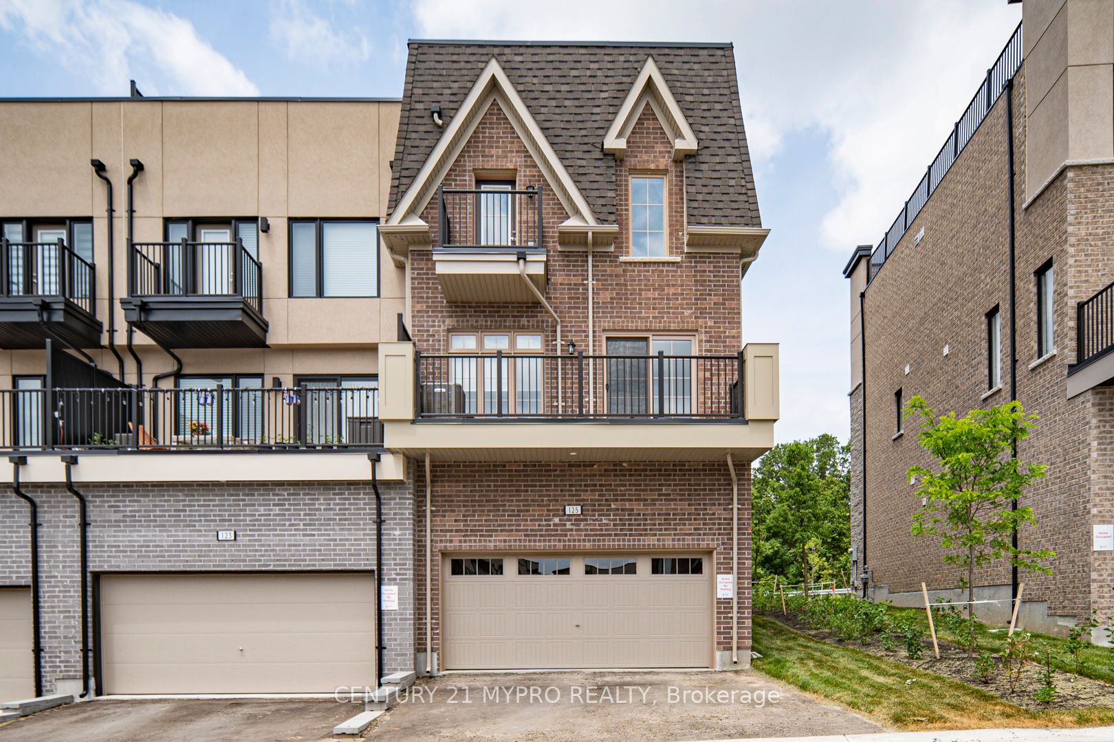 125 Yorkton Boulevard