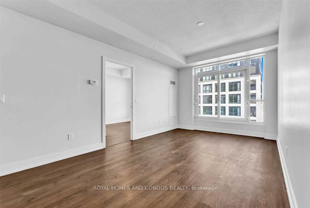 Photo of 7 Mabelle Avenue #706, Toronto, ON M9A 4X7 (MLS # W12513604)