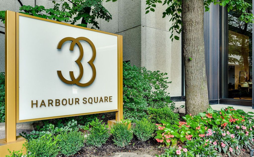 Photo of 33 Harbour Square #2212, Toronto, ON M5J 2G2 (MLS # C12428482)