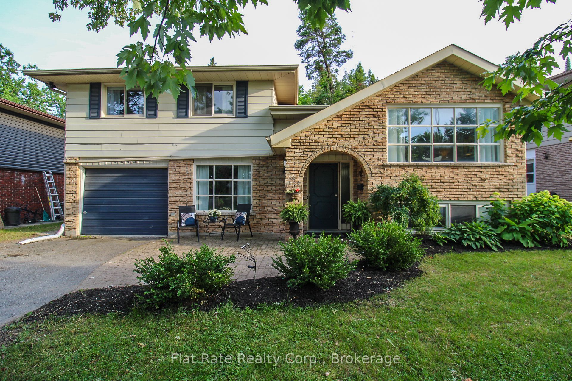 Photo 1 of 38 — 1243 Bridle Drive, Peterborough, ON K9J 7J7