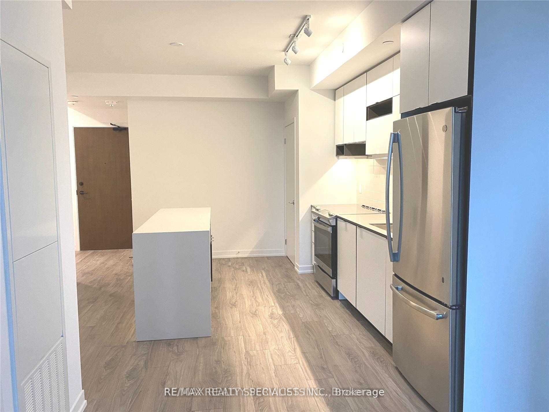 4065 Confederation Parkway 1511