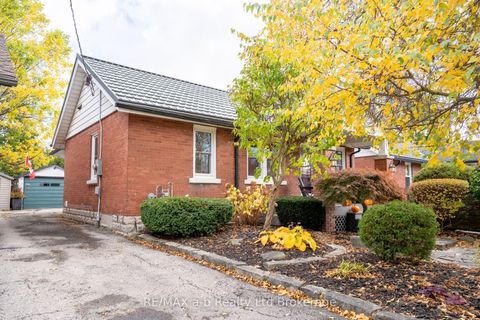 Photo of 258 Graham Street E, Woodstock, ON N4S 6K7 (MLS # X12474134)