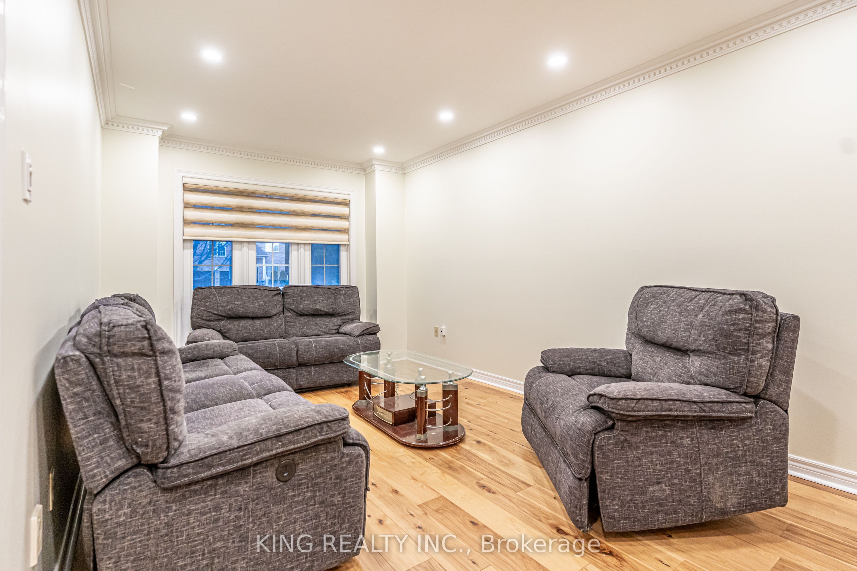 202 Fernforest Drive