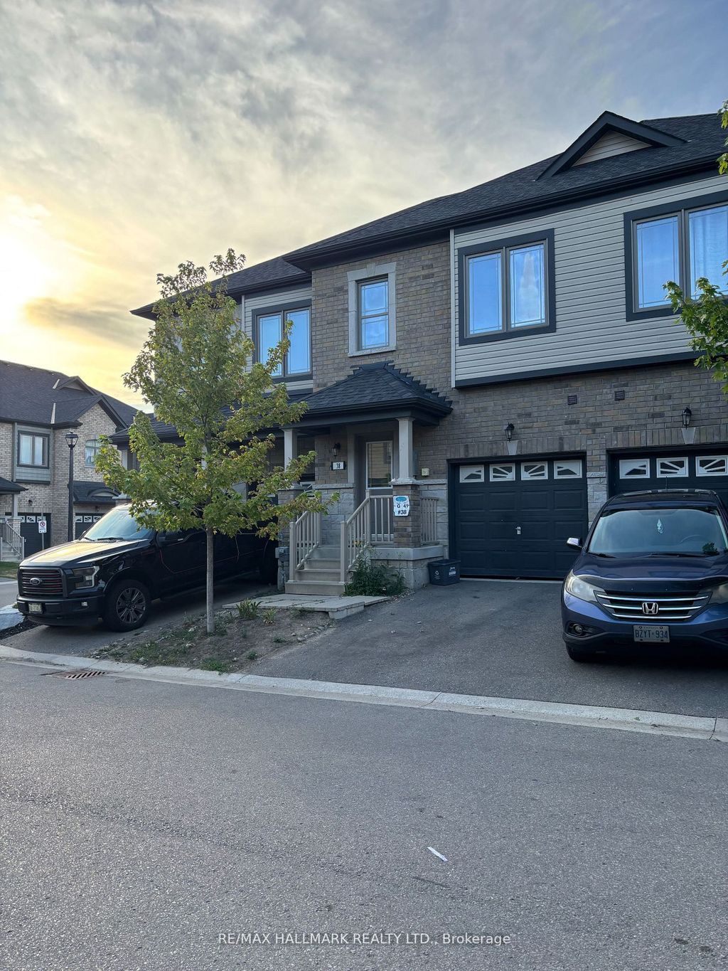 Photo of 38 Deneb Street, Barrie, ON L4M 0K6 (MLS # S12815006)