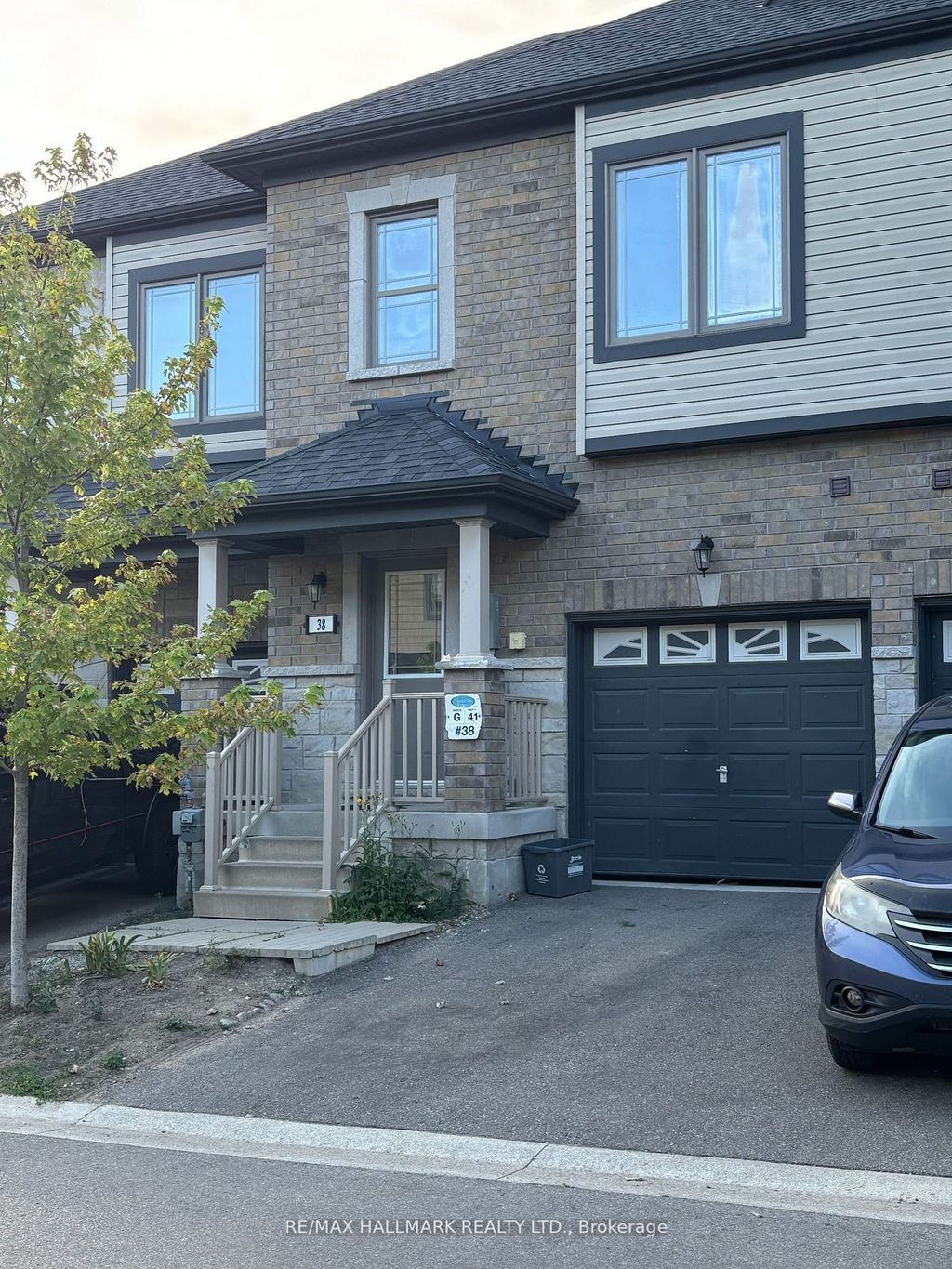 Photo of 38 Deneb Street, Barrie, ON L4M 0K6 (MLS # S12815006)