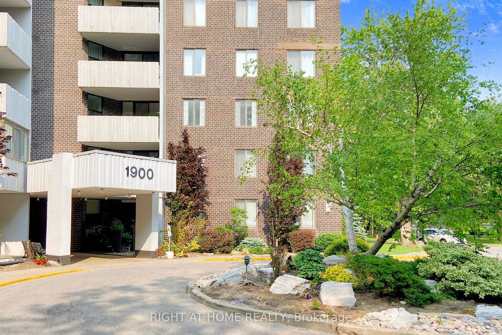Photo of 1900 Sheppard Avenue E #1807, Toronto, ON M2J 4T4 (MLS # C12962320)