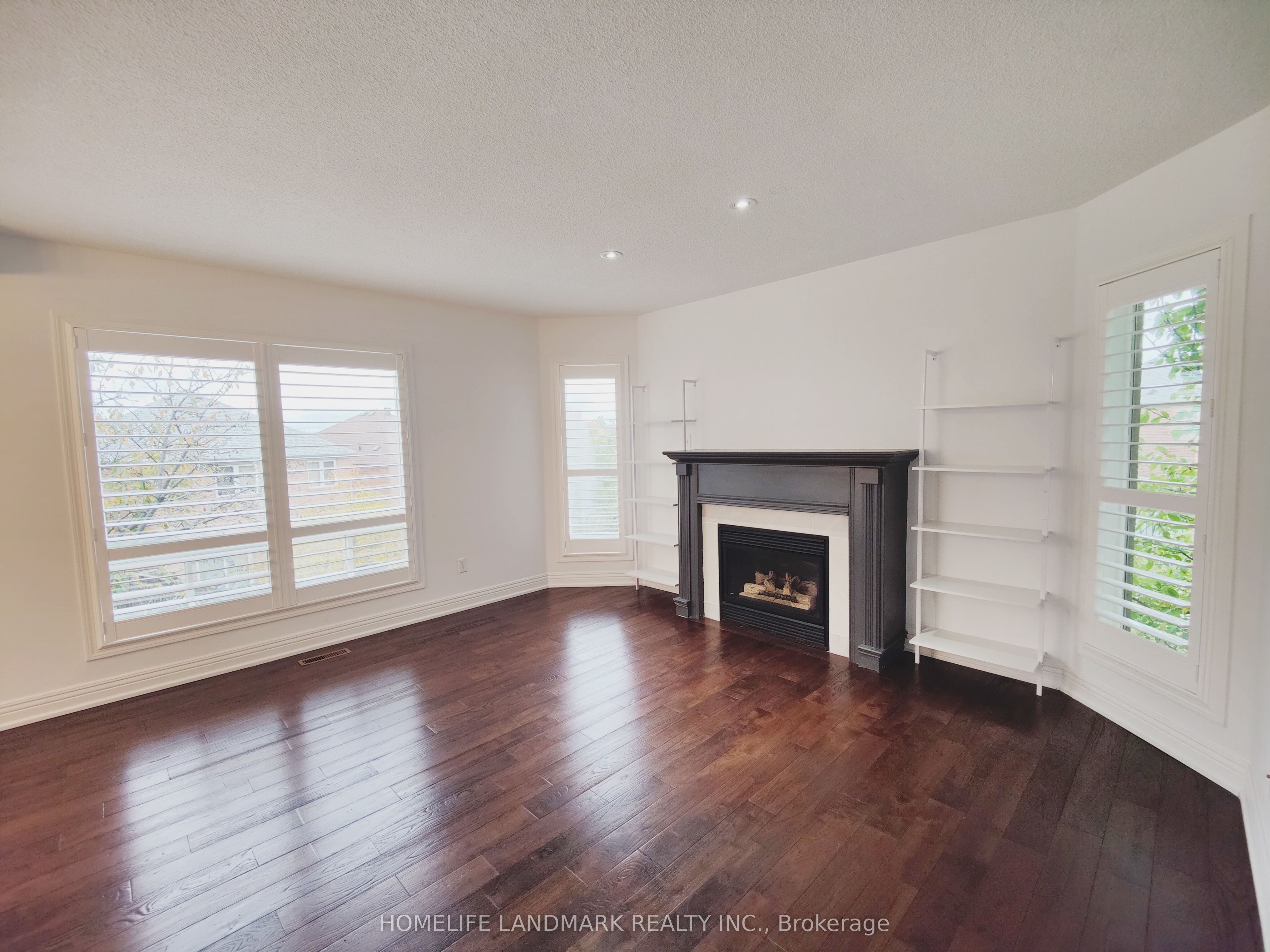 96 Formosa Drive