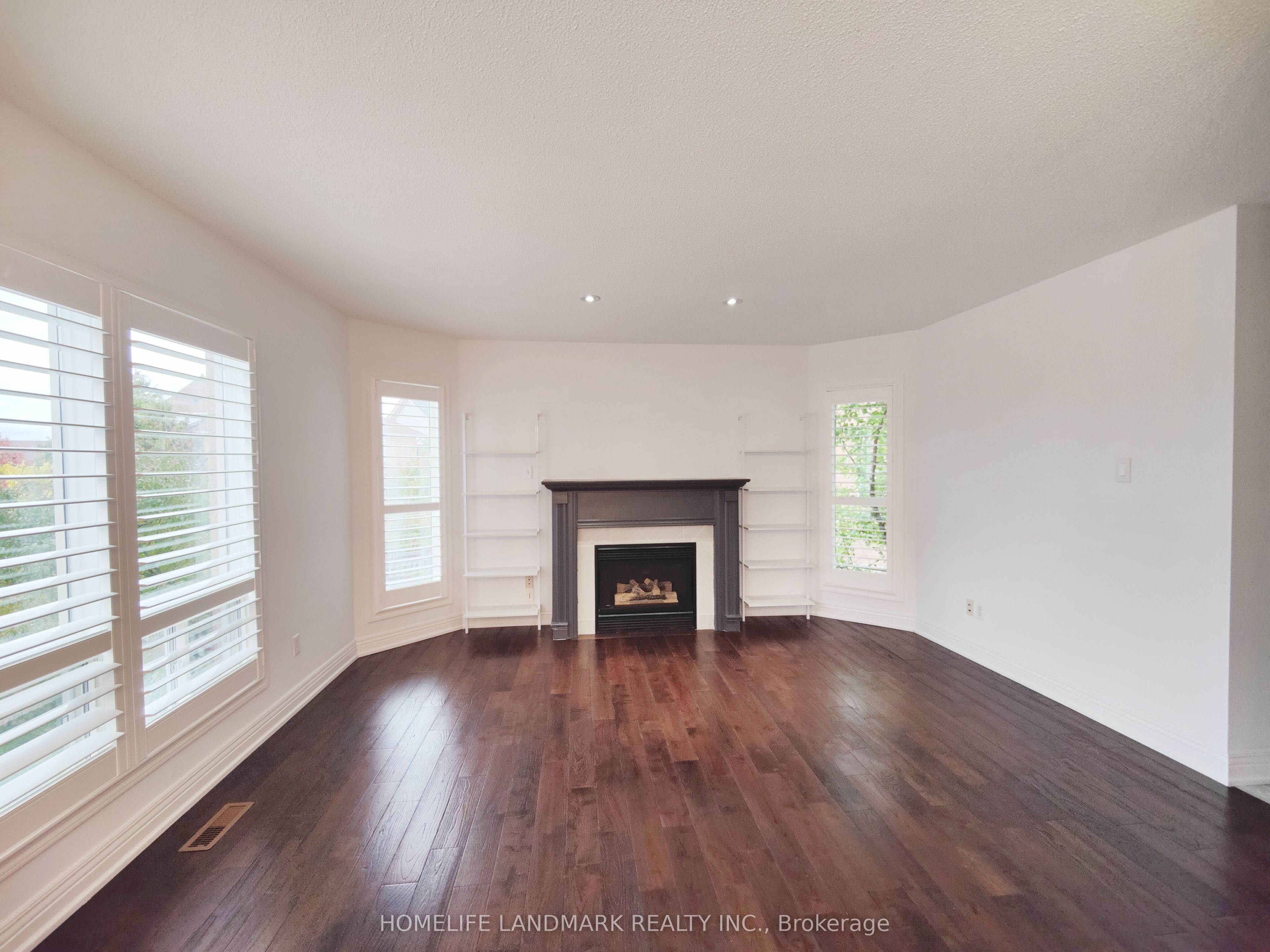 96 Formosa Drive