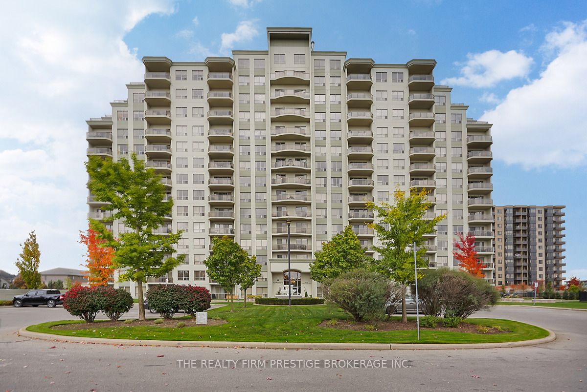 Photo 1 of 39 — 1030 Coronation Drive 207, London North, ON N6G 0G5