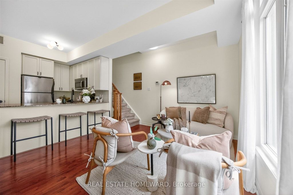Photo of 88 Carr Street #32, Toronto, ON M5T 1B7 (MLS # C13122682)