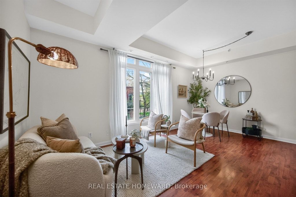 Photo of 88 Carr Street #32, Toronto, ON M5T 1B7 (MLS # C13122682)