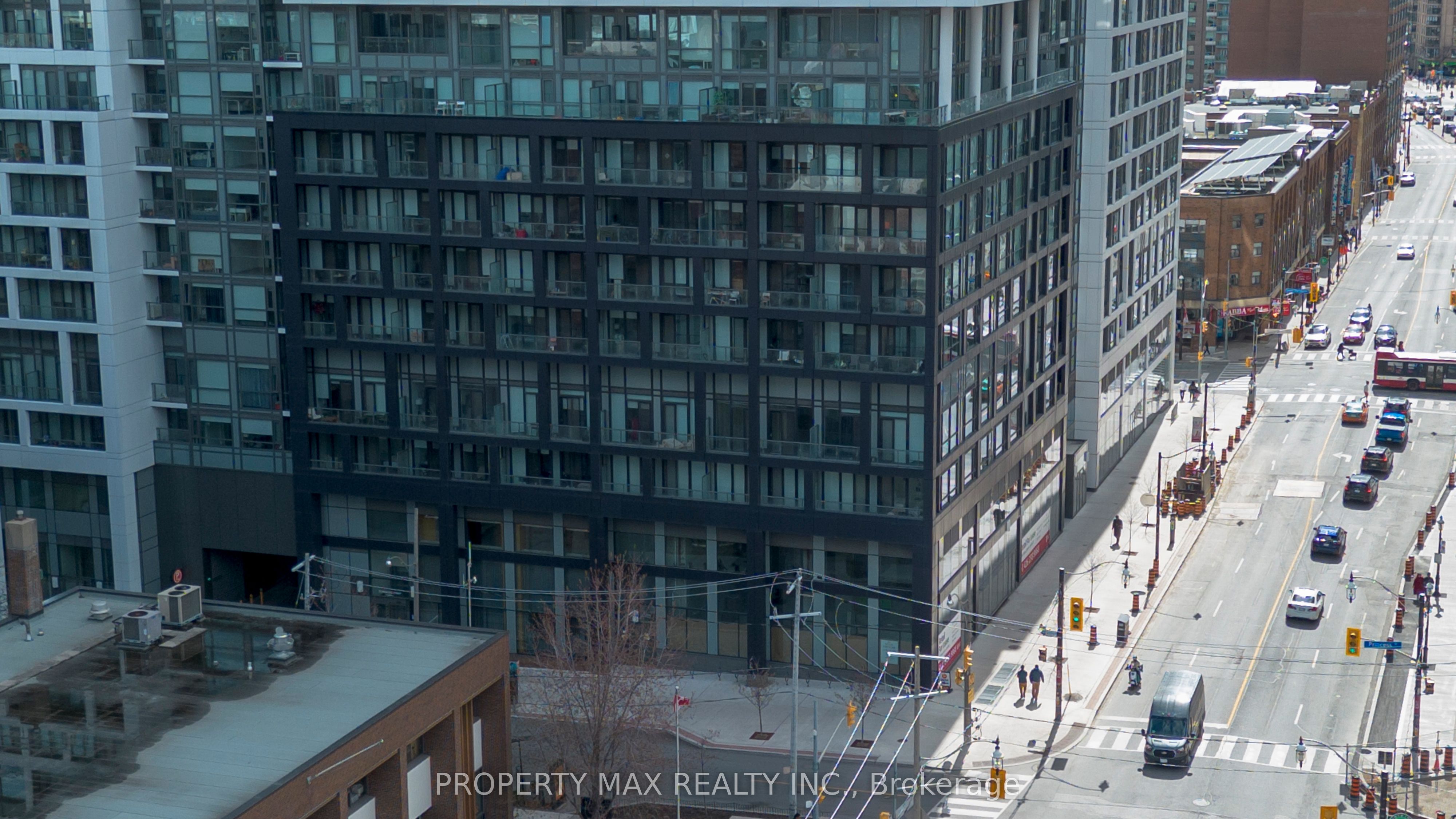 70 Princess Street 403