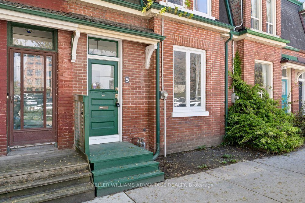 5 Mark Street