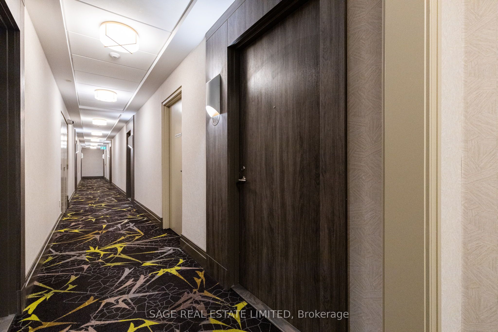 10 Gatineau Drive 216