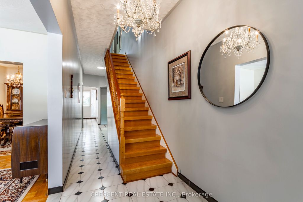 Photo of 164 Roxton Road, Toronto, ON M6J 2Y5 (MLS # C13046710)