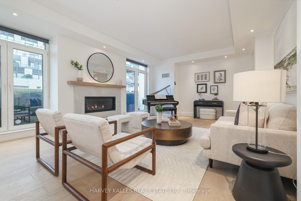 Photo of 1 Balmoral Avenue #804, Toronto, ON M4V 3B9 (MLS # C12544932)