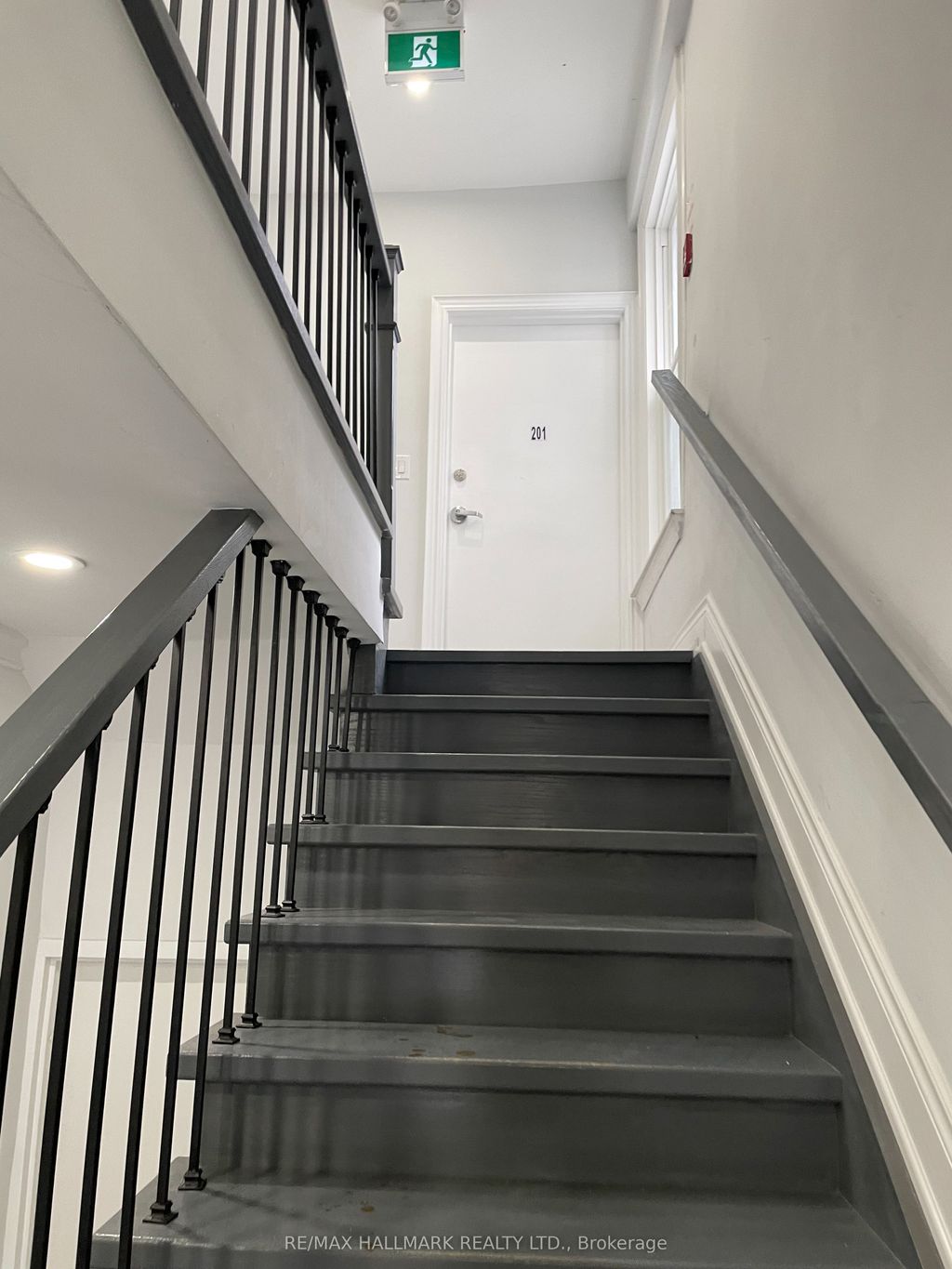 Photo of 414 Dundas Street E, Toronto, ON M5A 2A8 (MLS # C12409389)