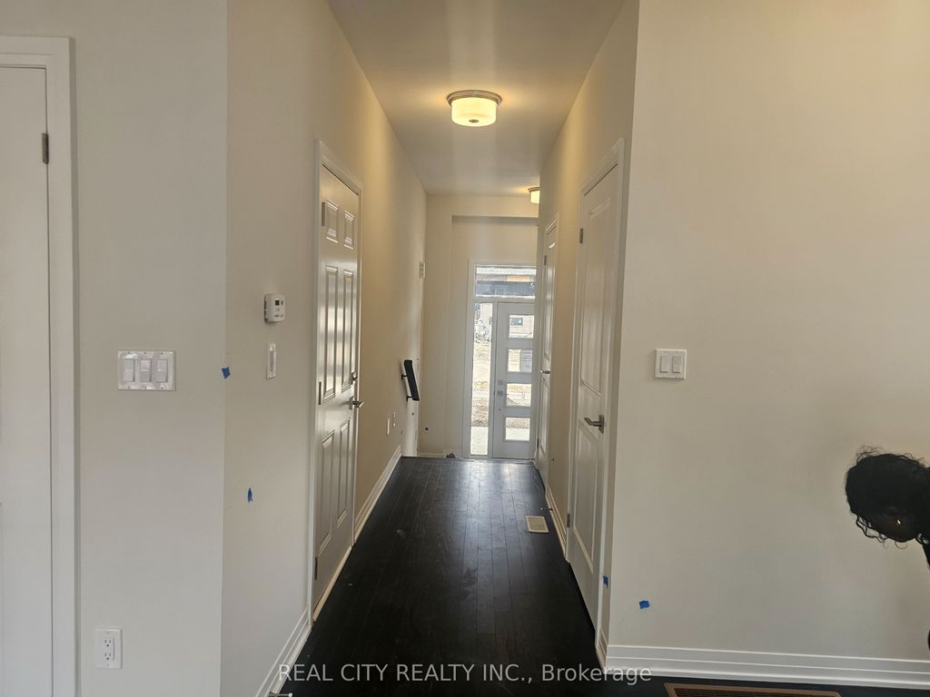 Photo of 3063 Sandy Acres Avenue, Severn, ON L3V 6H3 (MLS # S12905760)