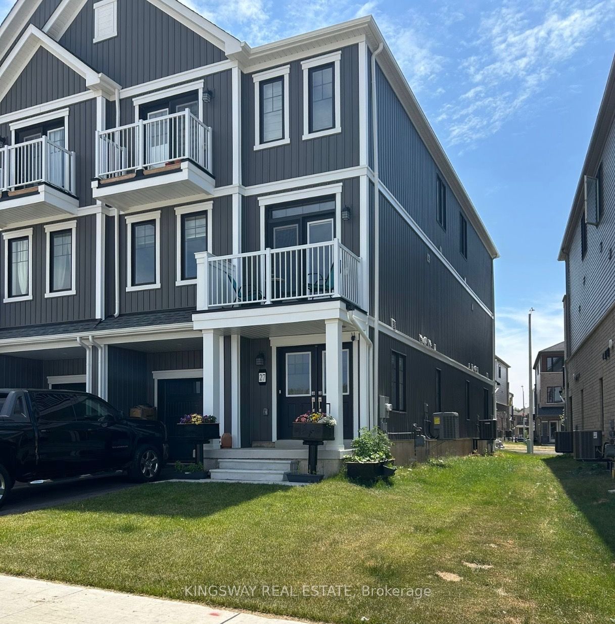 27 Central Market Drive