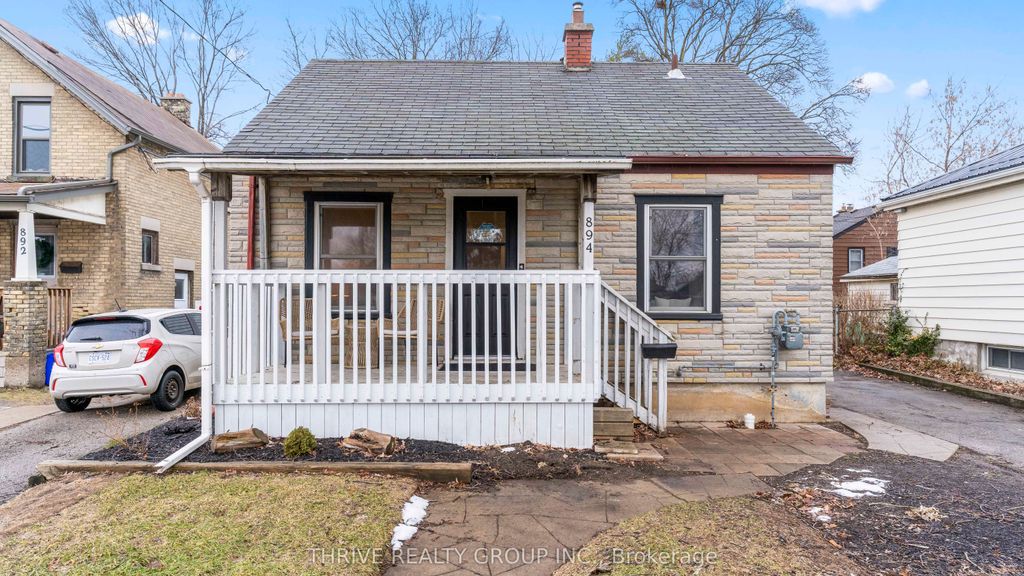 Photo of 894 Hamilton Road, London East, ON N5Z 1V9 (MLS # X12750456)