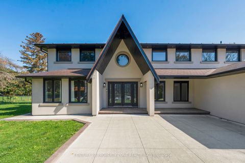 14 Huttonville Drive Brampton ON L6X 0C1