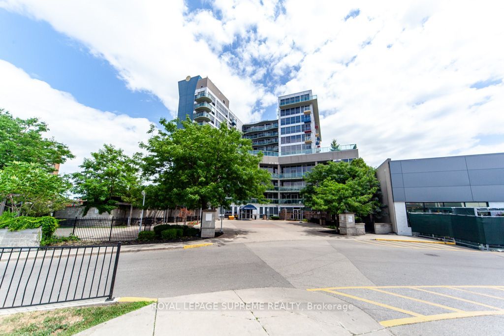 Photo of 1600 Keele Street #706, Toronto, ON M5H 5T5 (MLS # W12635790)