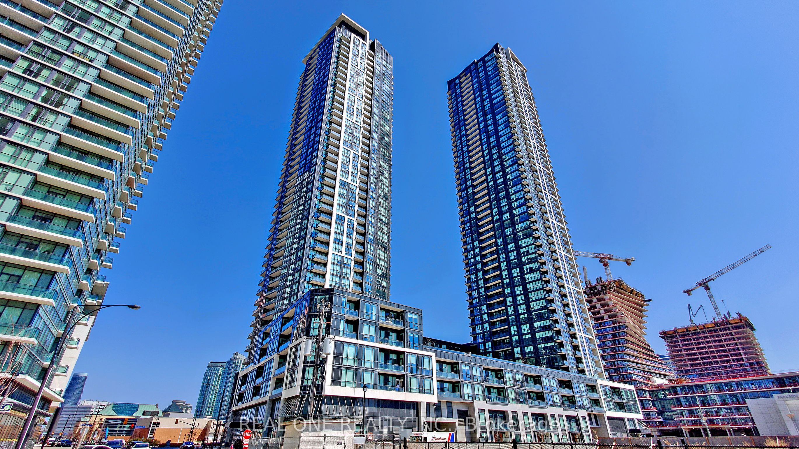 510 Curran Place 2104