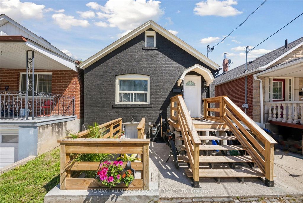 Photo of 49 Cordella Avenue, Toronto, ON M6N 2J7 (MLS # W13191836)