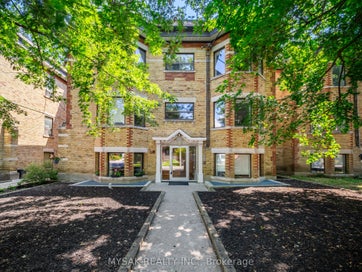 427 Crawford Street Toronto ON M6G 3J7