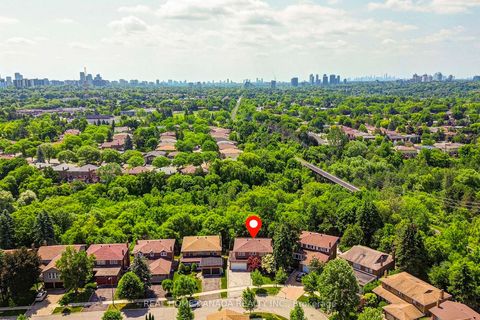 Photo of 20 Saddletree Drive, Toronto, ON M2H 3L3 (MLS # C12417039)