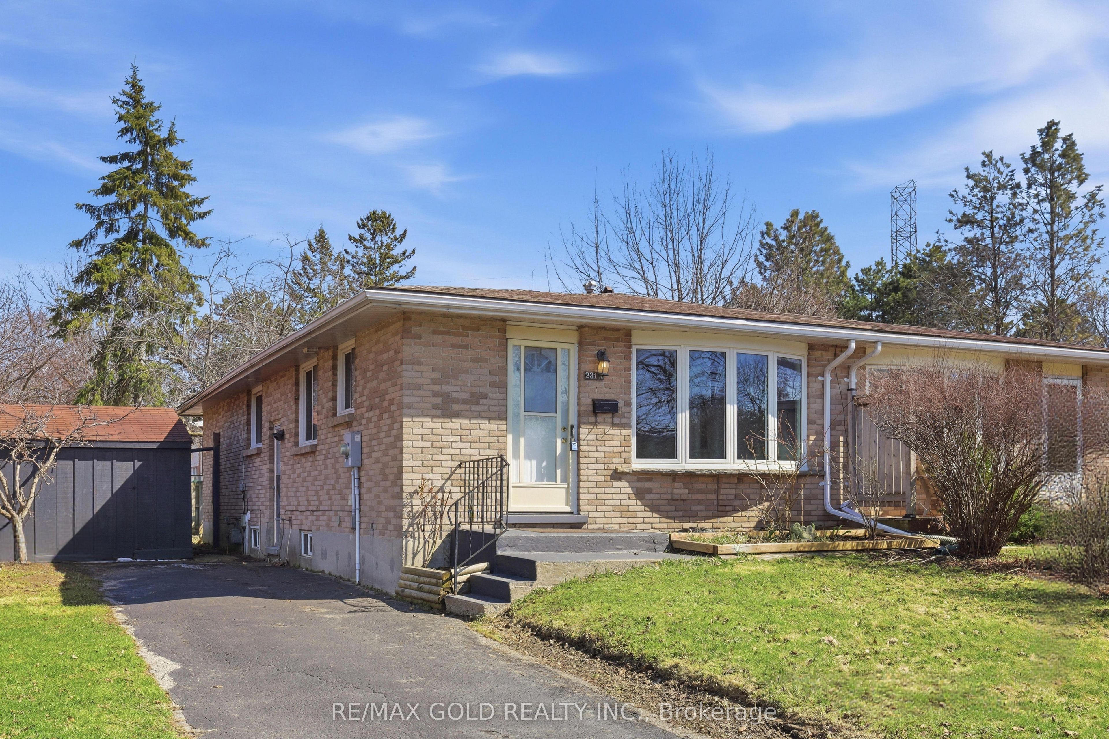 231A Cedarbrae Avenue