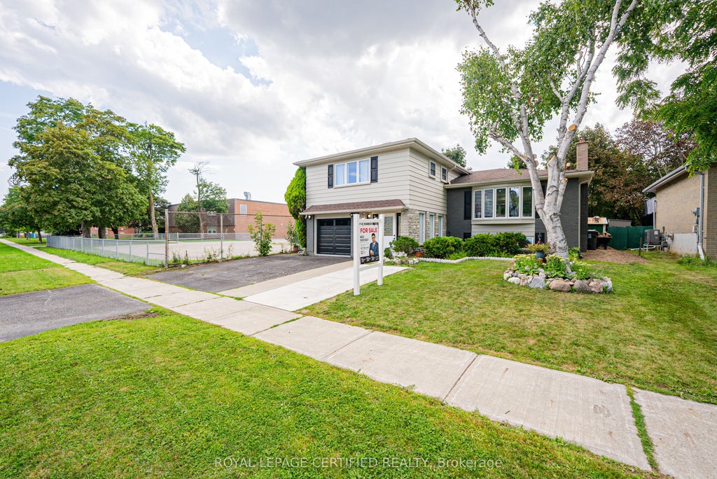 Photo of 48 Highcastle Road, Toronto, ON M1E 4N1 (MLS # E13679908)