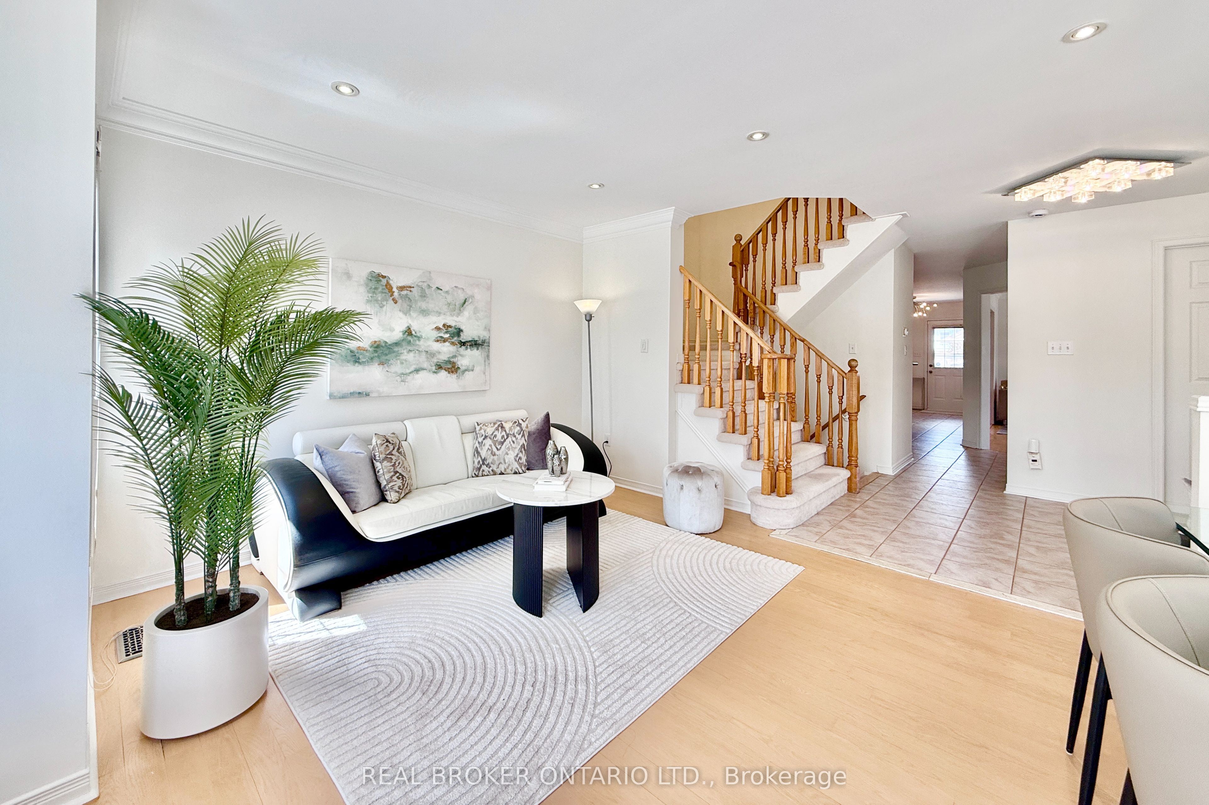 30 Little Angel Road