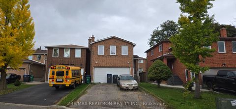 6 Albemarle Court Brampton ON L6Z 1R4