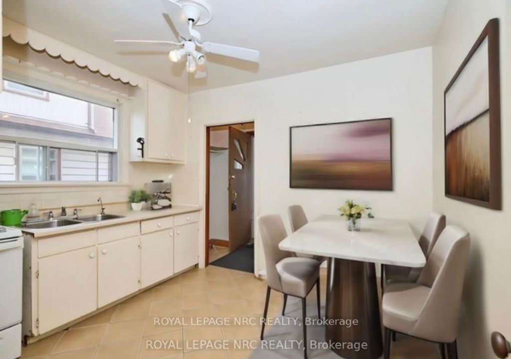 Photo of 223 Niagara Street, St. Catharines, ON L2M 4V3 (MLS # X12697804)