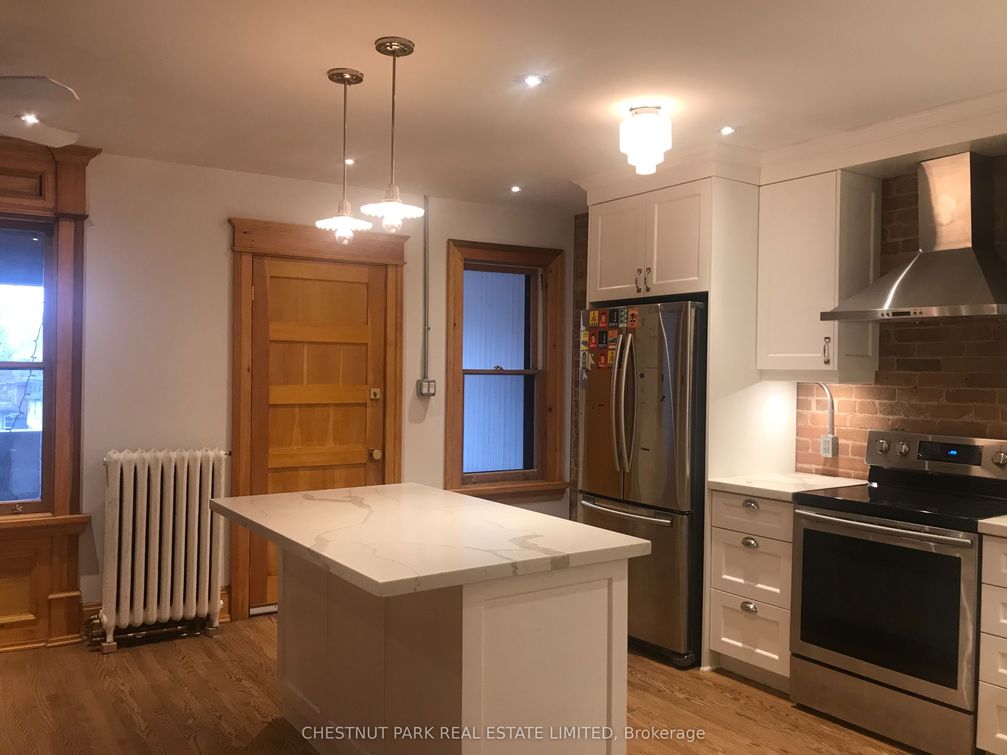 476 Roncesvalles Avenue #2