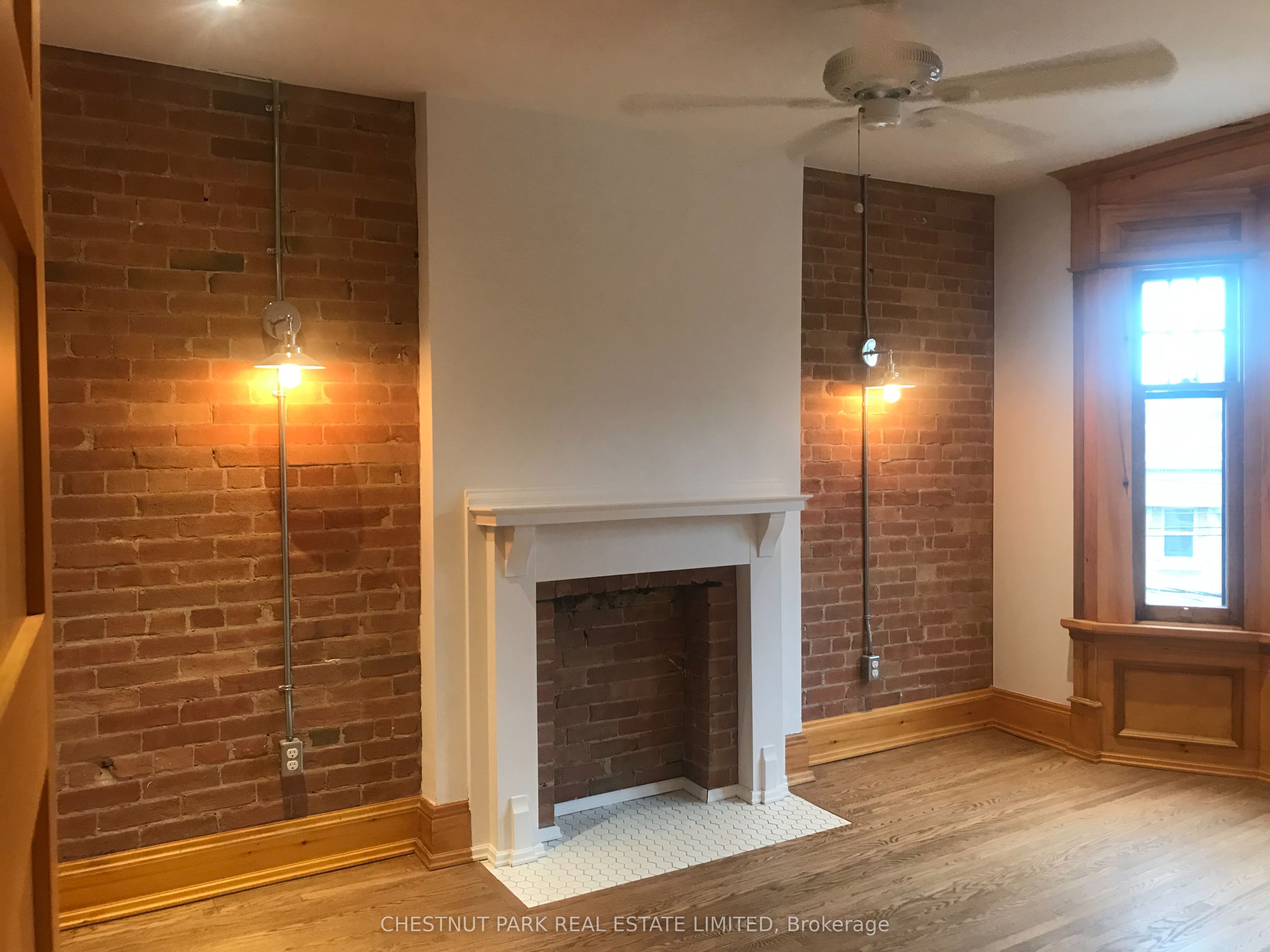 476 Roncesvalles Avenue #2