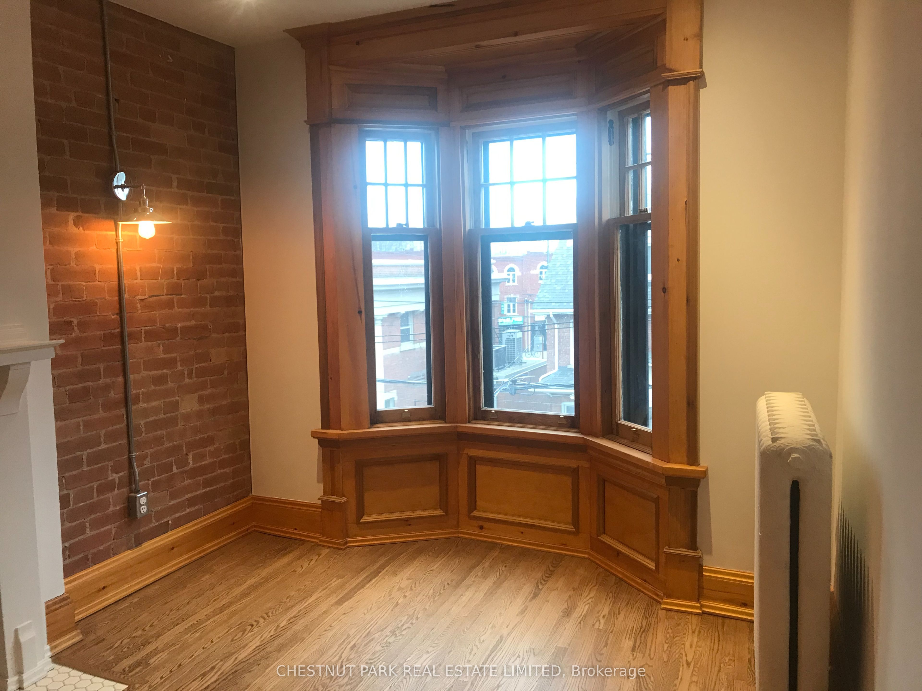476 Roncesvalles Avenue #2