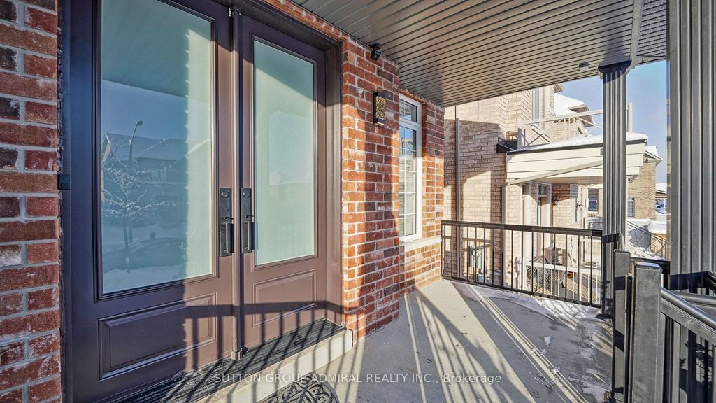 Photo of 24 Algeo Way, Bradford West Gwillimbury, ON L3Z 0W1 (MLS # N12639628)