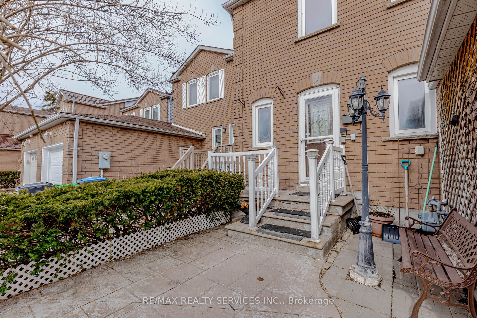 130 Cutters Crescent
