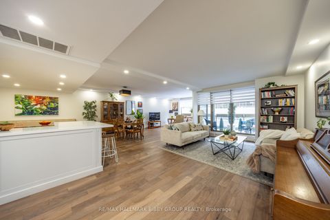 Photo of 61 St Clair Avenue W #605, Toronto, ON M4V 2Y8 (MLS # C12722314)