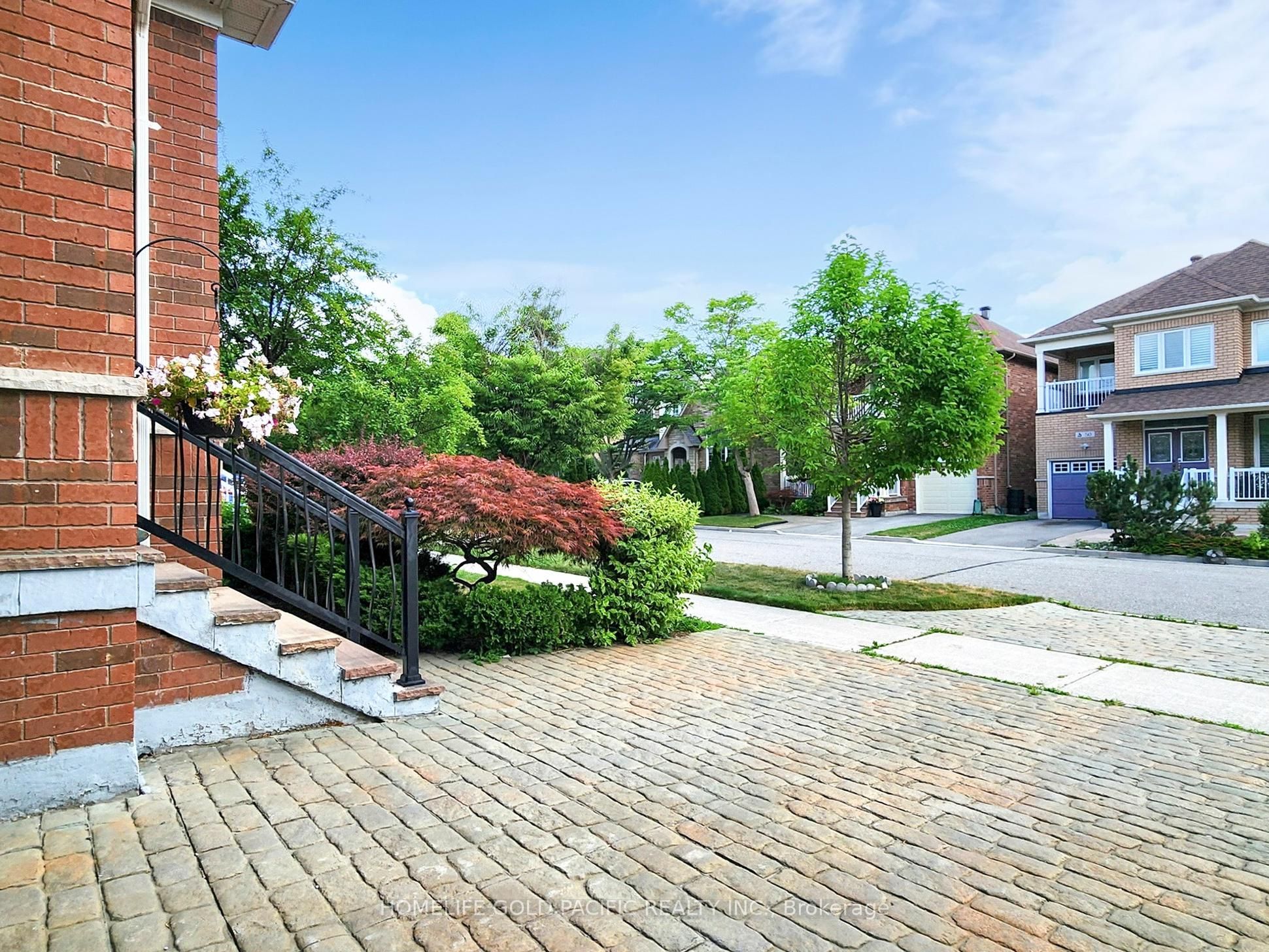 51 Winter Creek Crescent